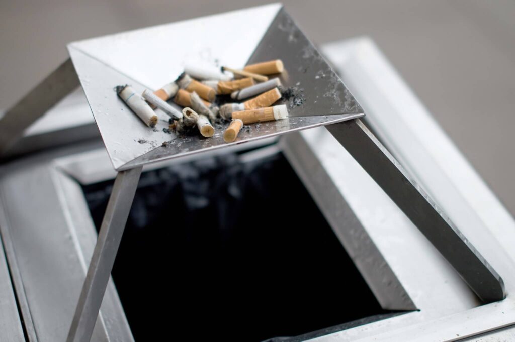 É fumador? Conheça as novas multas das beatas