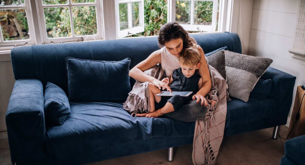 Coronavírus: Pais com filhos em casa recebem a 66%. Esta e outras medidas do Governo