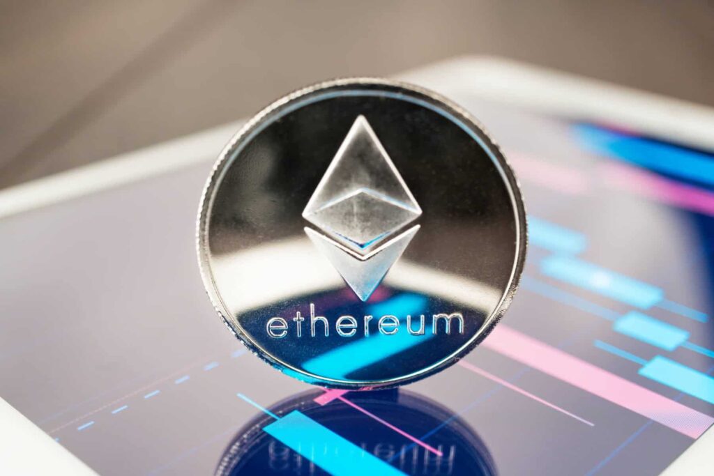 Símbolo físico da criptomoeda ether da rede ethereum.