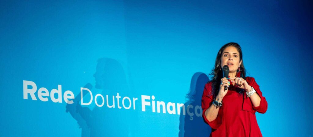 Roberta Medina: “Até aos 20 anos, odiava o Rock in Rio” Roberta Medina dá uma palestra sobre a história do Rock in Rio, durante a Convenção da Rede Doutor Finanças