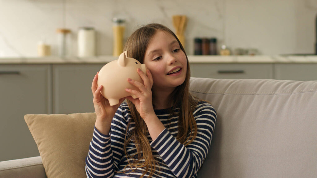 Mesada: Como ajudar os filhos a gerir as suas finanças