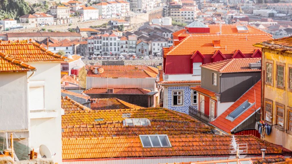 Vista de Vila Nova de Gaia através do Porto