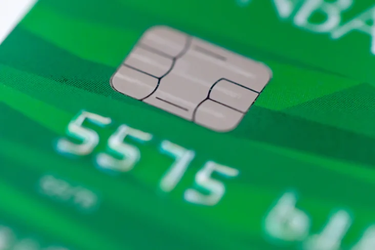 Cartão de crédito em detalhe, vista sobre o Chip